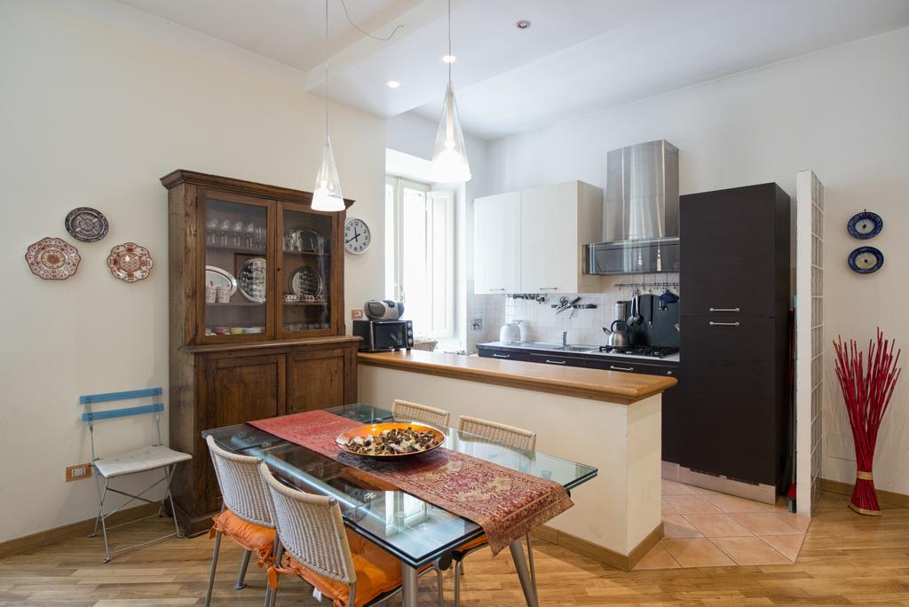 Casa Elena - Italyholidayhouse Rome Kamer foto